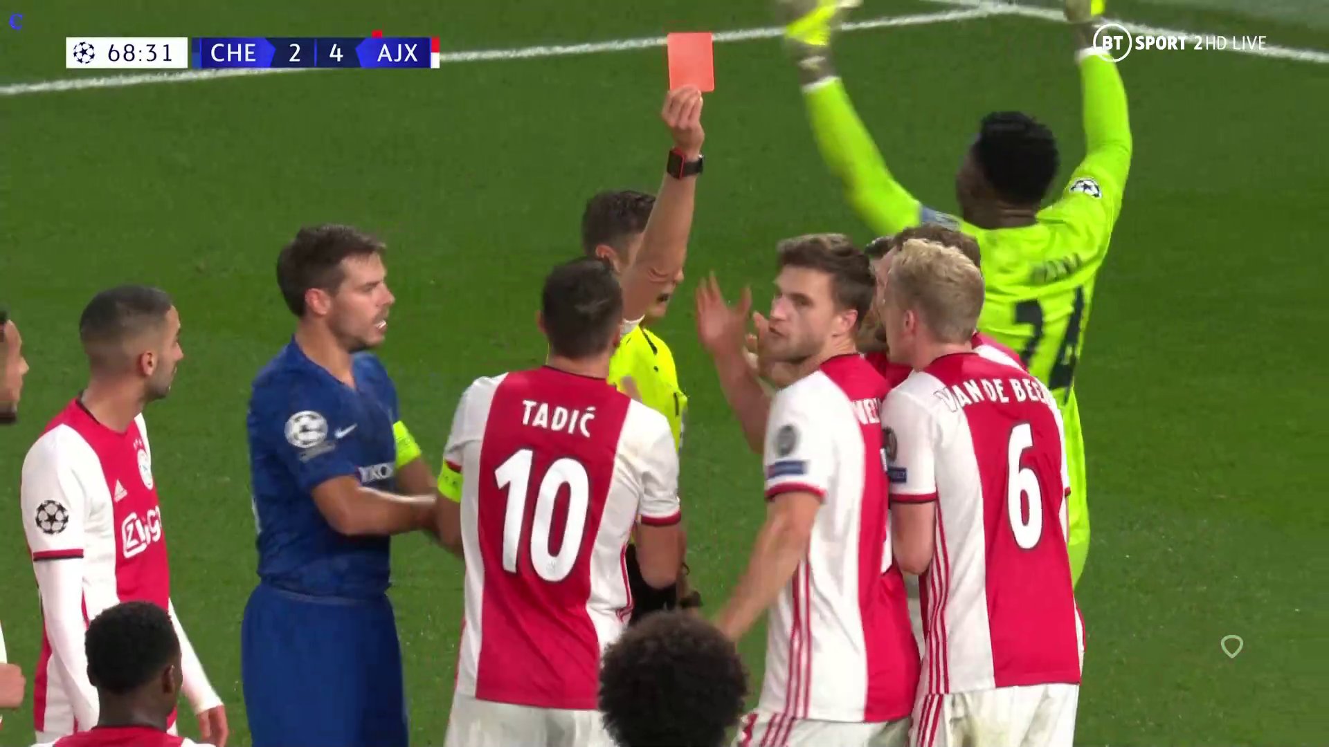 Chelsea vs Ajax, Chelsea 4-4 Ajax, Ajax thẻ đỏ, Chelsea, Ajax, Cúp C1, Chelsea hòa Ajax, thẻ đỏ