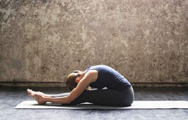8 bài tập yoga giúp bạn có vóc dáng thon gọn đón Tết - giangyoga