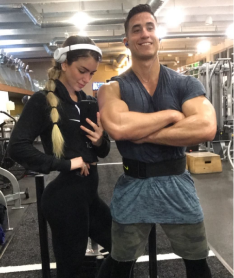 Cặp đôi phòng gym tập gym, vòng 3, phòng gym, huấn luyện viên