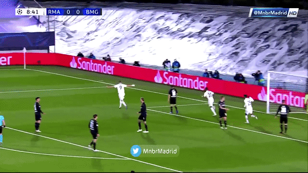 Video bàn thắng Real Madrid 2-0 Gladbach: Ngày của Benzema
