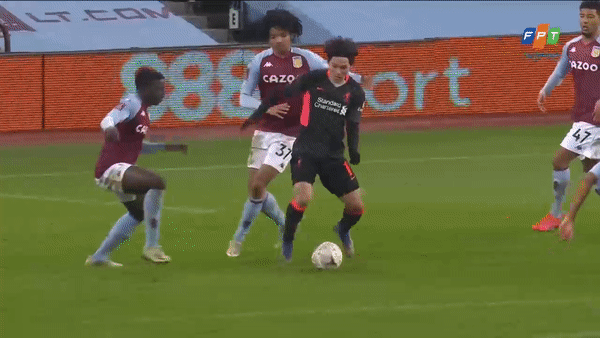 Video bàn thắng Aston Villa 1-4 Liverpool: Minamino chơi ấn tượng
