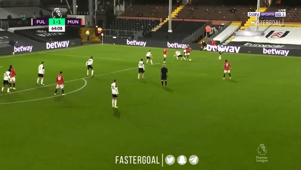 Video bàn thắng Fulham 1-2 MU: Siêu phẩm từ Pogba