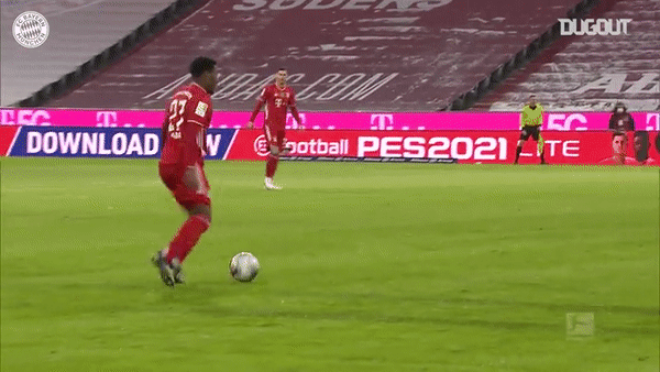 VIDEO: Lewan ghi bàn thắng khiến cả thế giới phải ngả mũ