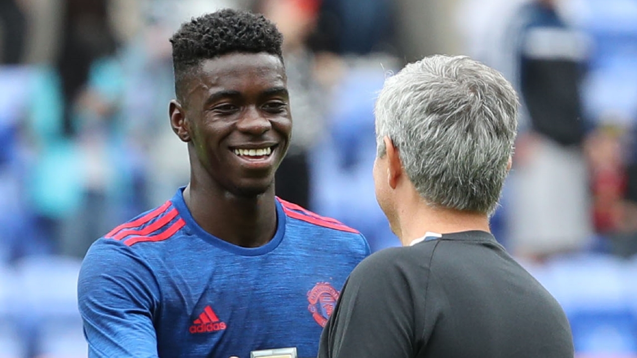 Mourinho,Schneiderlin,Axel Tuanzebe,Morgan Schneiderlin, man utd, quỷ đỏ, tin tức MU