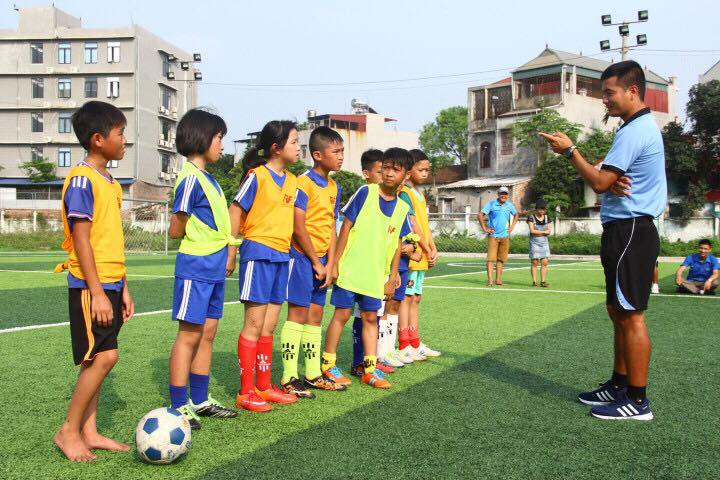 bóng đá nữ, đt nữ việt nam, pvf, bóng đá trẻ, đào tạo trẻ, HLV Nguyễn Duy Đông