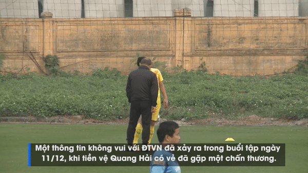 VIDEO: Quang Hải bỏ dở buổi tập của ĐTQG Việt Nam