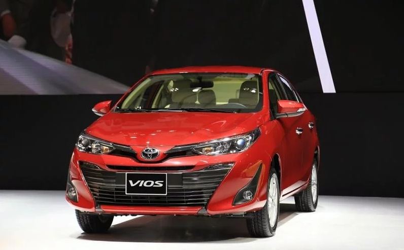 Thiết kế đầu xe Toyota Vios 2020