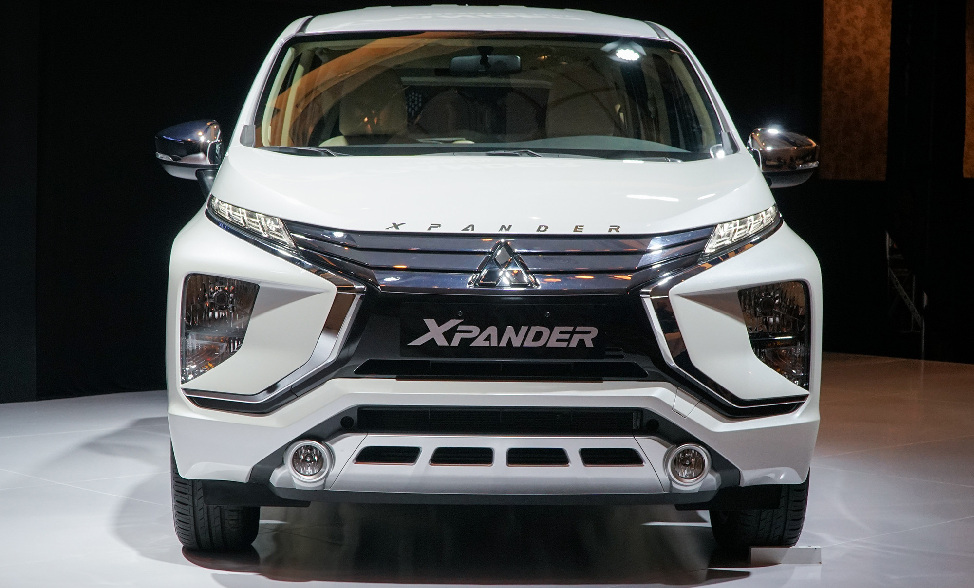 Phần đầu xe Mitsubishi Xpander 2019