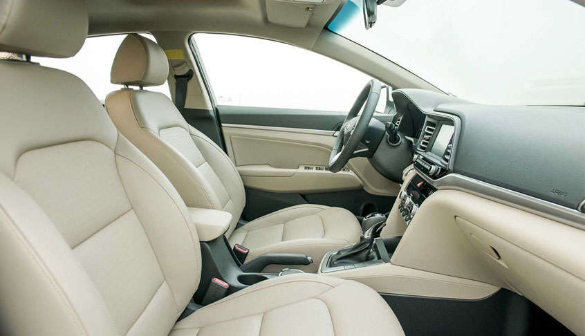 Ghế ngồi khoang lái xe Hyundai Elantra 2020