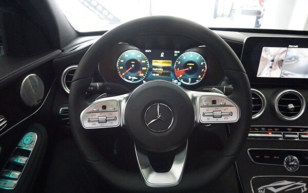 Chi tiết về xe Mercedes C300 AMG 2020 thông tin giá lăn bánh, khuyến mãi, thông số kỹ thuật, chi tiết nội ngoại thất.