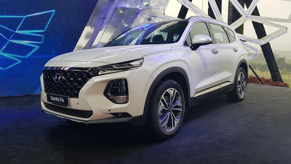 Hyundai Santa Fe 2019, giá Hyunai Santa Fe 2019, Bia kèm lạc,