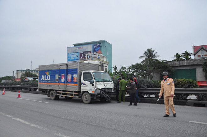 Xe tải đâm vào đoạn người đi viếng, xe tải điên tại Hải Dương, xe tải thảm sát tại Hải Dương,