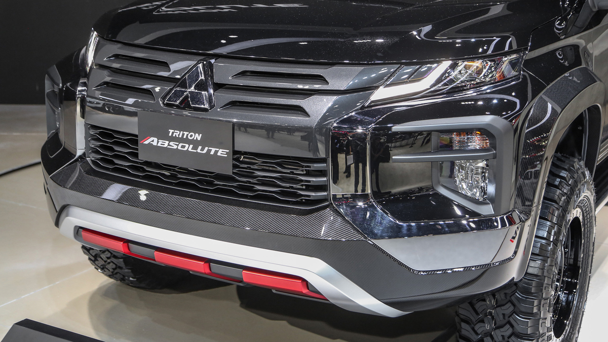 Mitsubishi Triton Absolute 2019, Mitsubishi Triton Absolute 2019 ra mắt, Mitsubishi Triton Absolute 2019 cạnh tranh Ford Ranger Raptor,