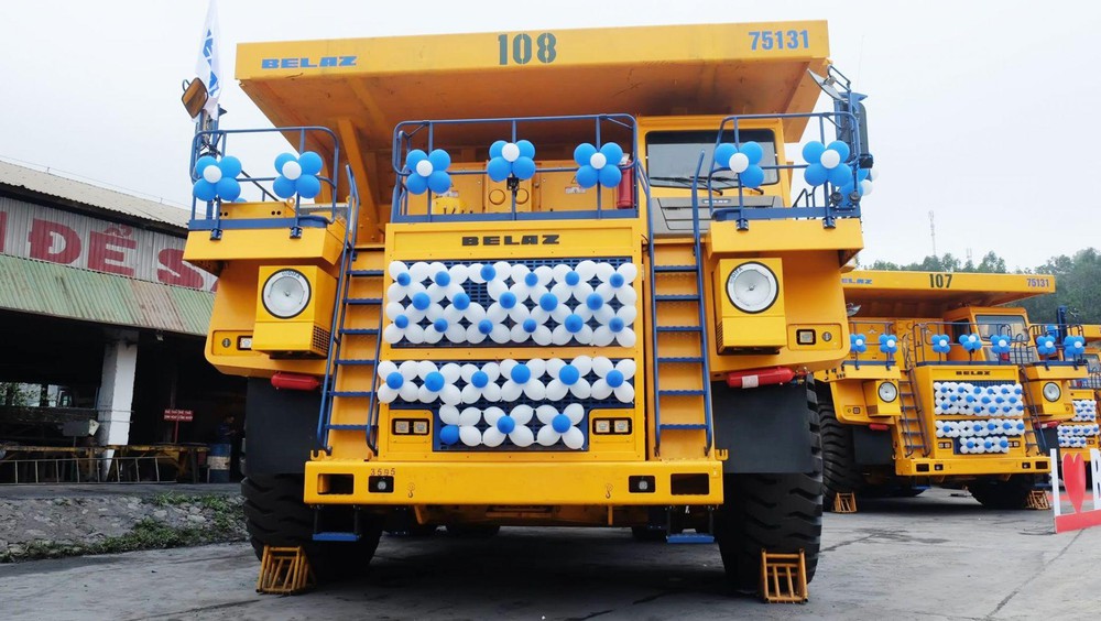 Belaz 75131, Siêu xe tải lớn nhất Việt Nam, Siêu xe tải Belaz 75131,