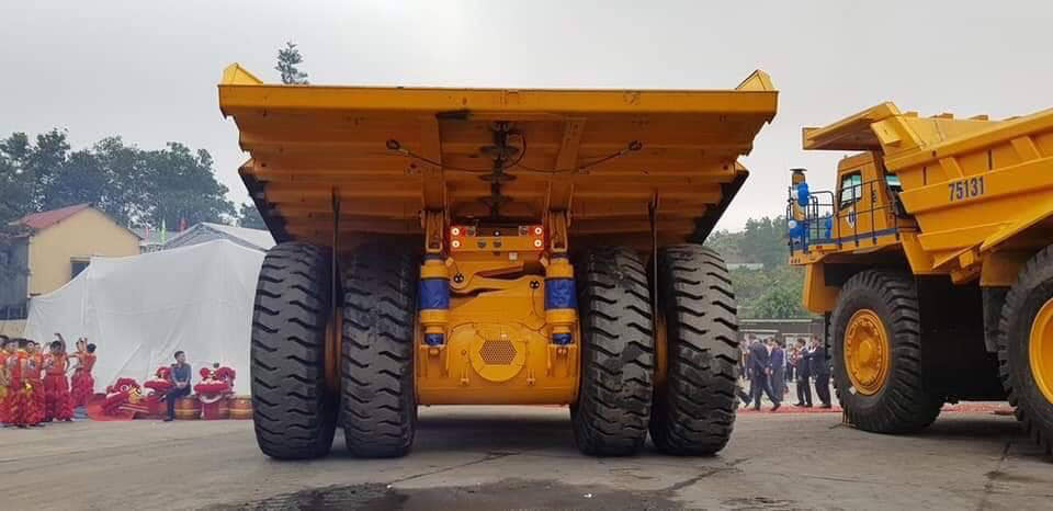 Belaz 75131, Siêu xe tải lớn nhất Việt Nam, Siêu xe tải Belaz 75131,