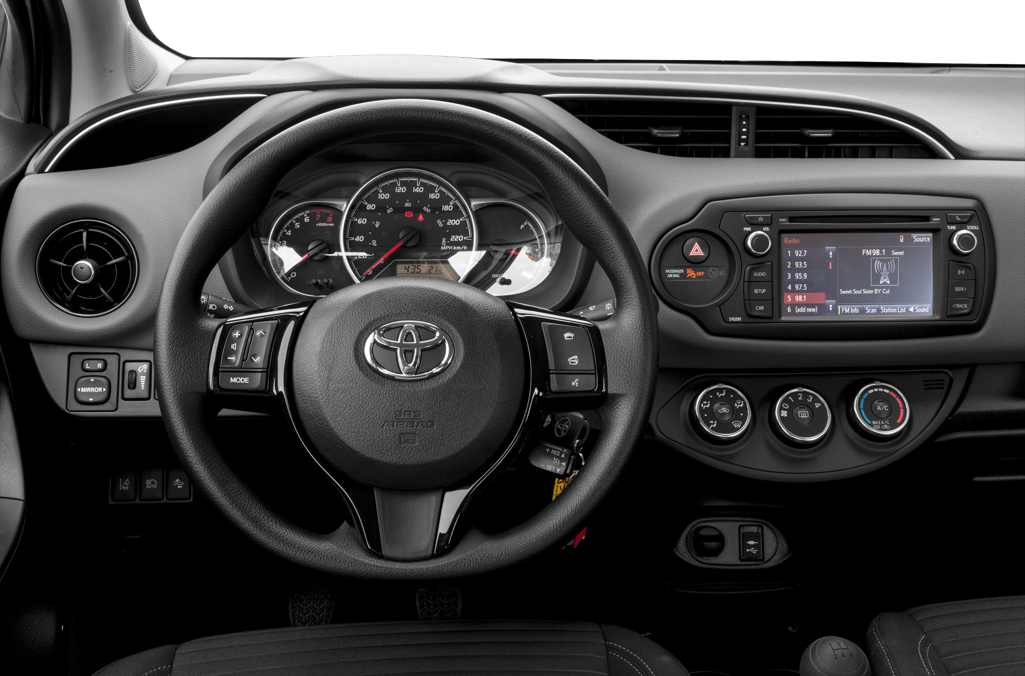 Khoang lái nội thất xe Toyota Yaris 2020