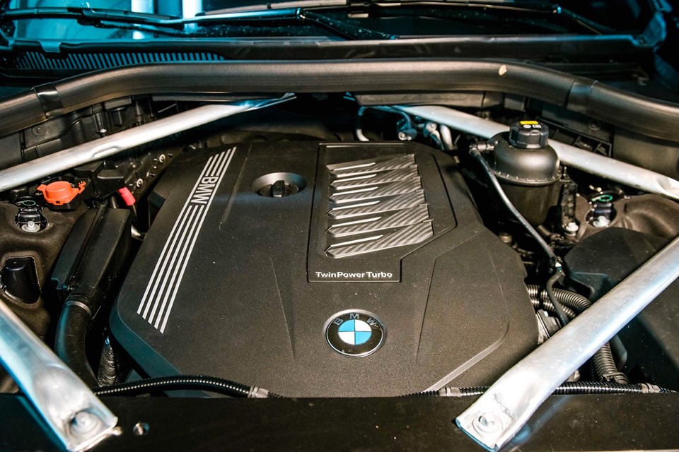BMW X7, BMW X7 ra mắt, giá BMW X7, chi tiết BMW X7, BMW X7 giá bao nhiêu, giá lăn bánh BMW X7, BMW X7 tại Việt Nam,