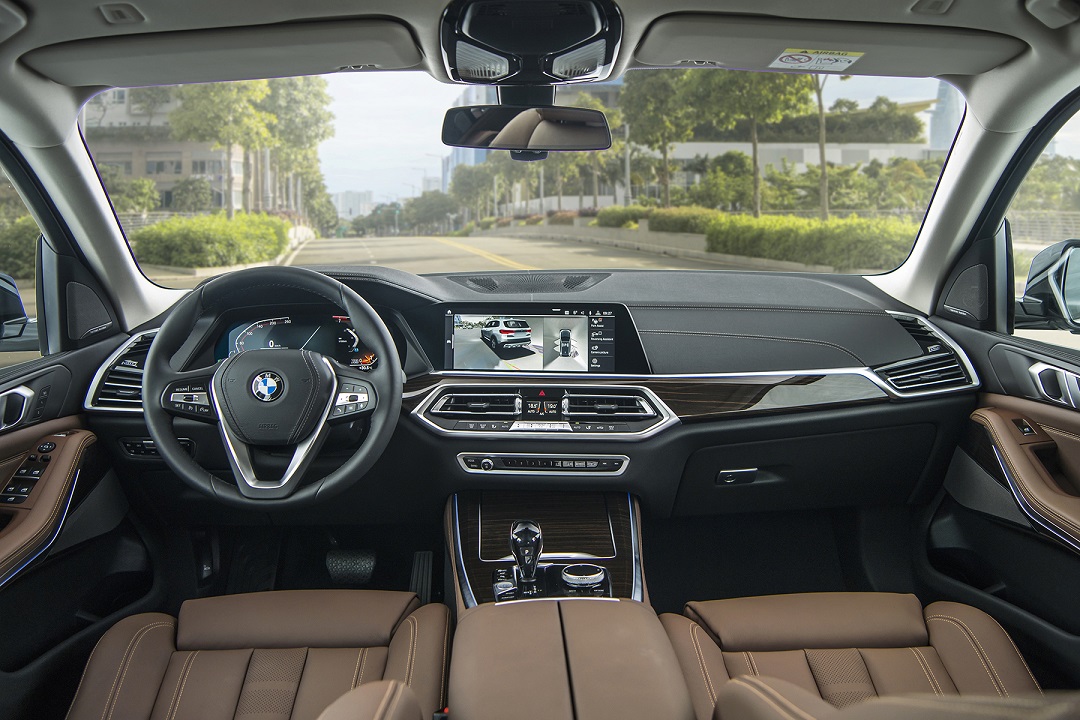 BMW X5, BMW X5 ra mắt, chi tiết BMW X5, BMW X5 giá bao nhiêu, BMW X5 tại Việt Nam, giá lăn bánh BMW X5,