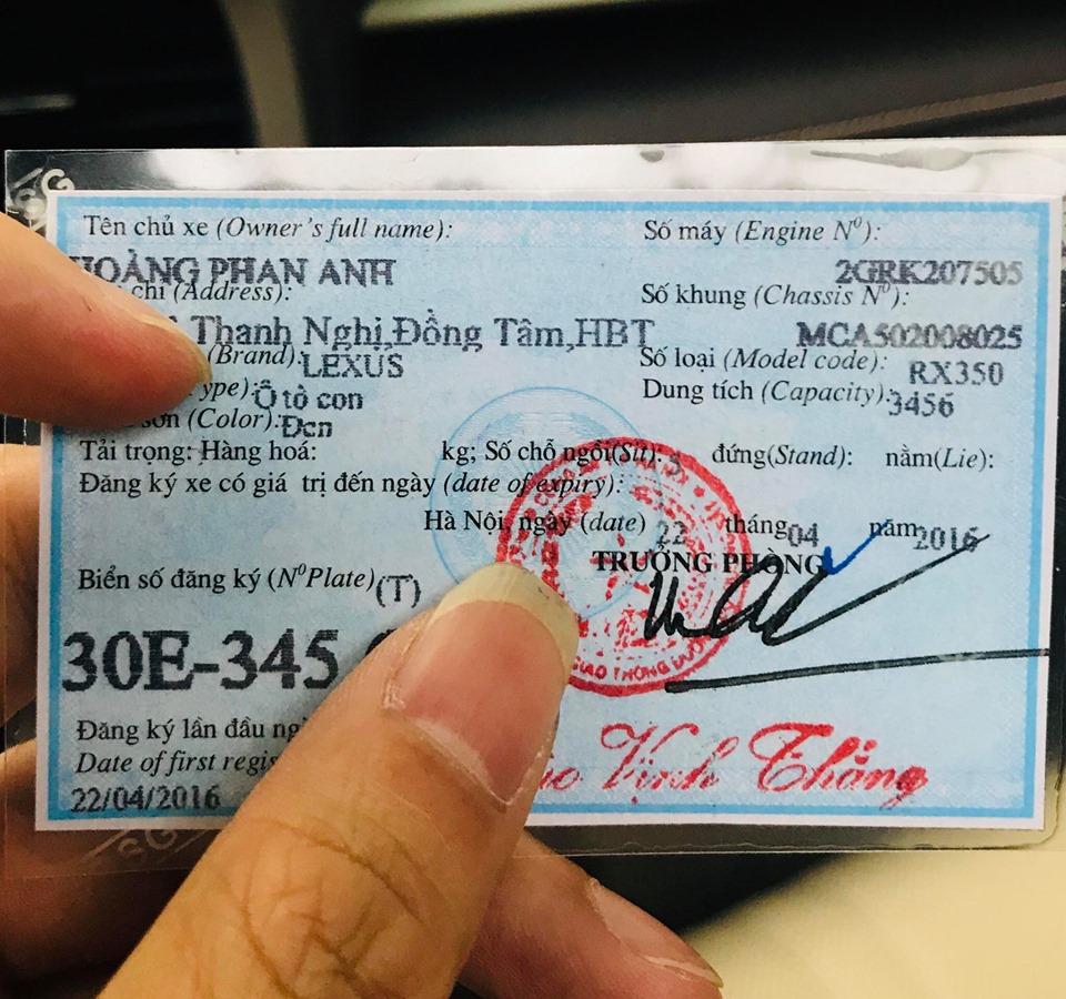 MC Phan Anh ban xe lexus rx 350
