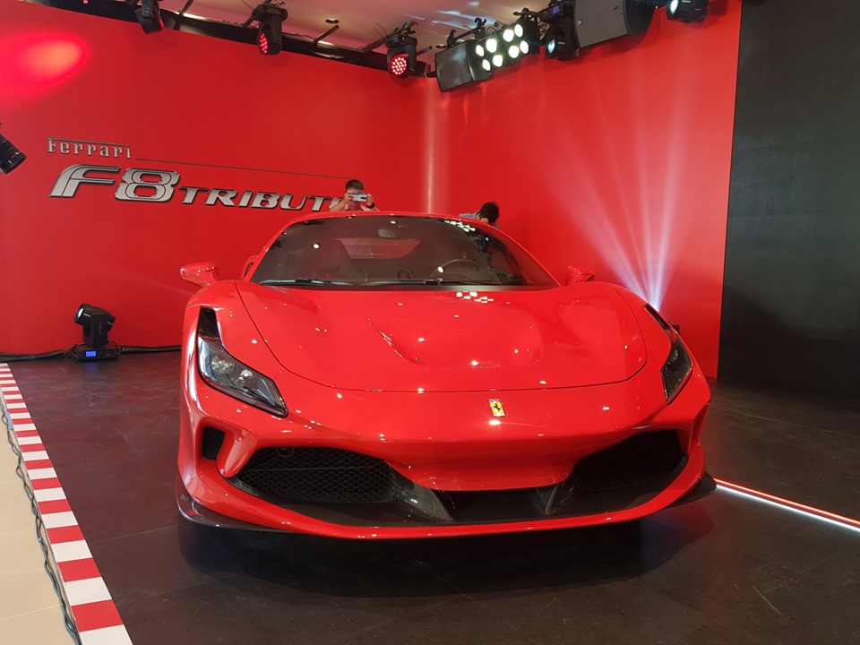 Showroom Ferrari tai Viet Nam