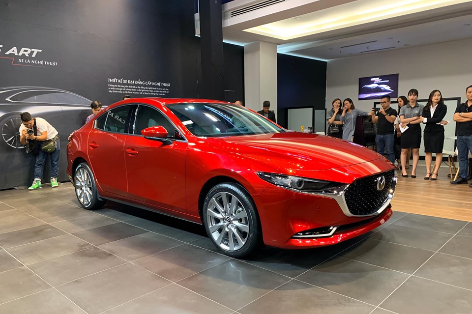 Xe Mazda 3 15 Luxury 2019 Model 2020  Đỏ Pha Lê