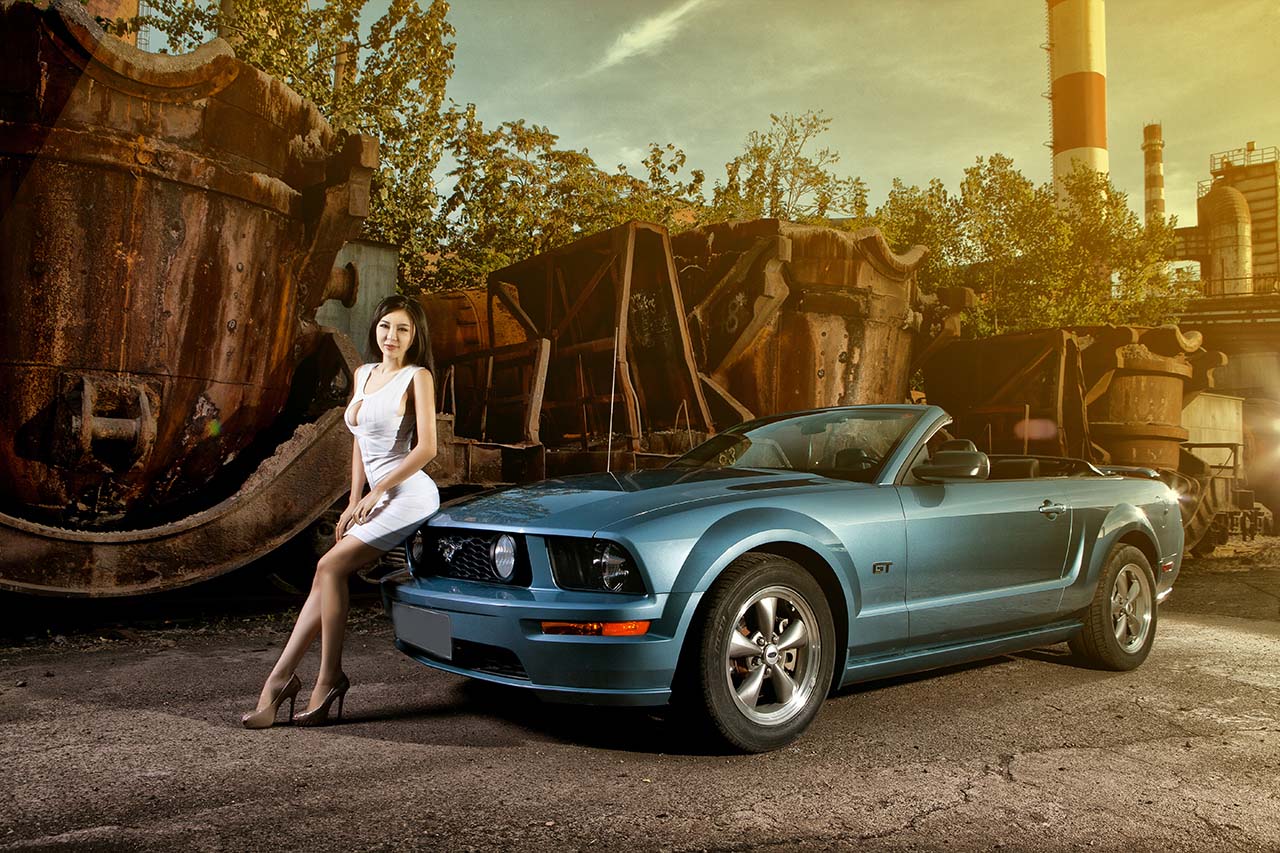 Xe & người đẹp: Người đẹp khoe dáng bên xe thể thao Ford Mustang