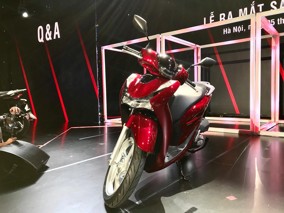 Honda SH 2024 ra mắt Việt Nam giá khởi điểm gần 74 triệu đồng