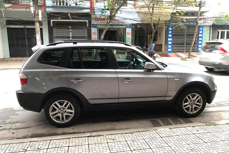 Xe sang BMW X3 cũ được rao bán chỉ 260 triệu đồng tại Việt Nam