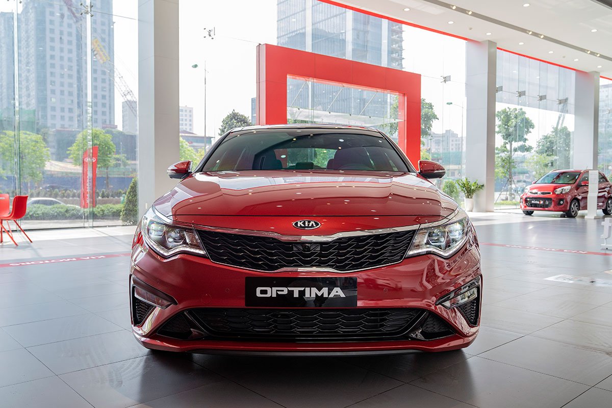 KIA Optima: Giá lăn bánh, đánh giá & trải nghiệm thực tế