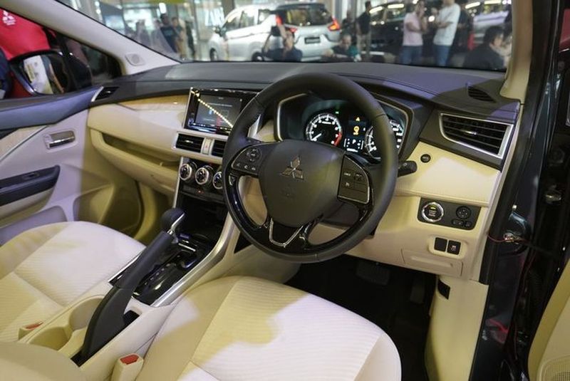 Nội thất xe Mitsubishi Xpander 2020 