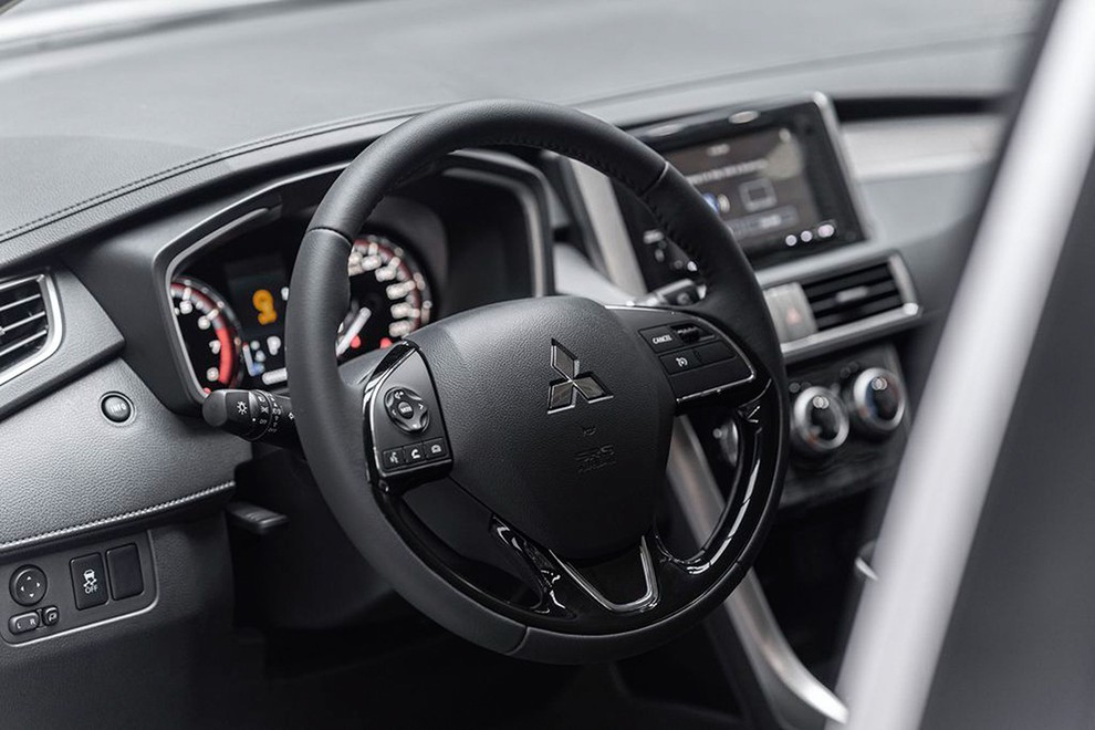 Trang bị công nghệ trên xe Mitsubishi Xpander 2020