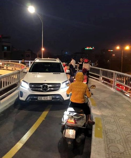 Những vấn đề cần Note với phụ phái nữ Khi lái ôtô #13 Những vấn đề cần Note với phụ phái nữ Khi lái ôtô