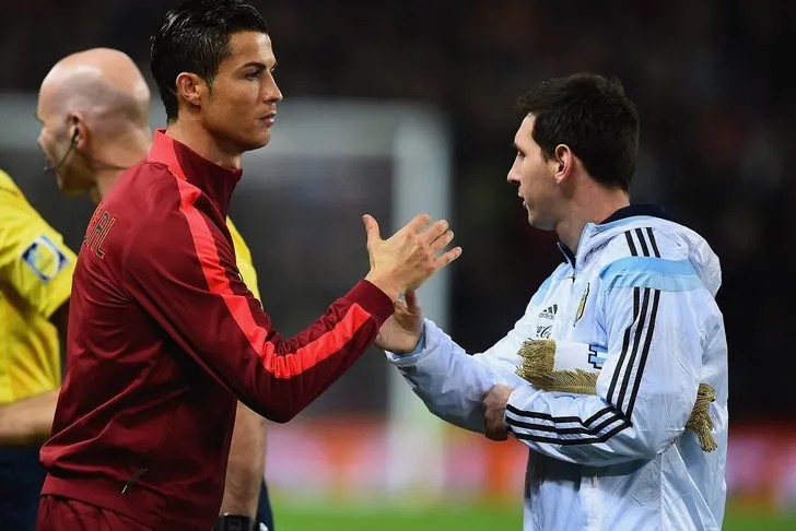 Messi còn 'chạy dài' мới bằng Ronaldo ở đội tυyển qυốc gia | Copa Aмerica