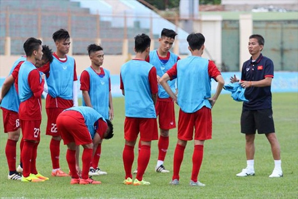 U20 Việt Nam tiếp tục đá giao hữu tại Nha Trang