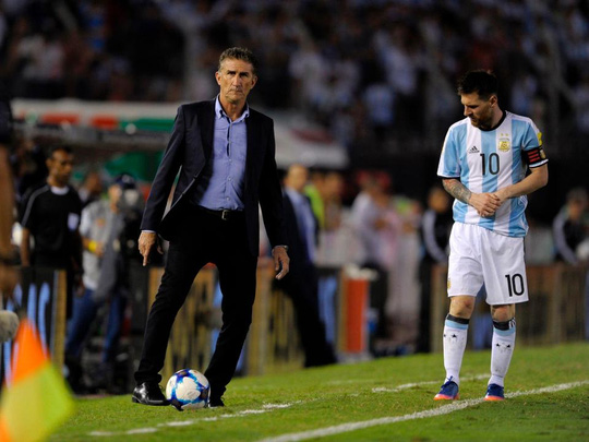 HLV Edgardo Bauza chính thức bị sa thải sau loạt trận kém cỏi của Argentina