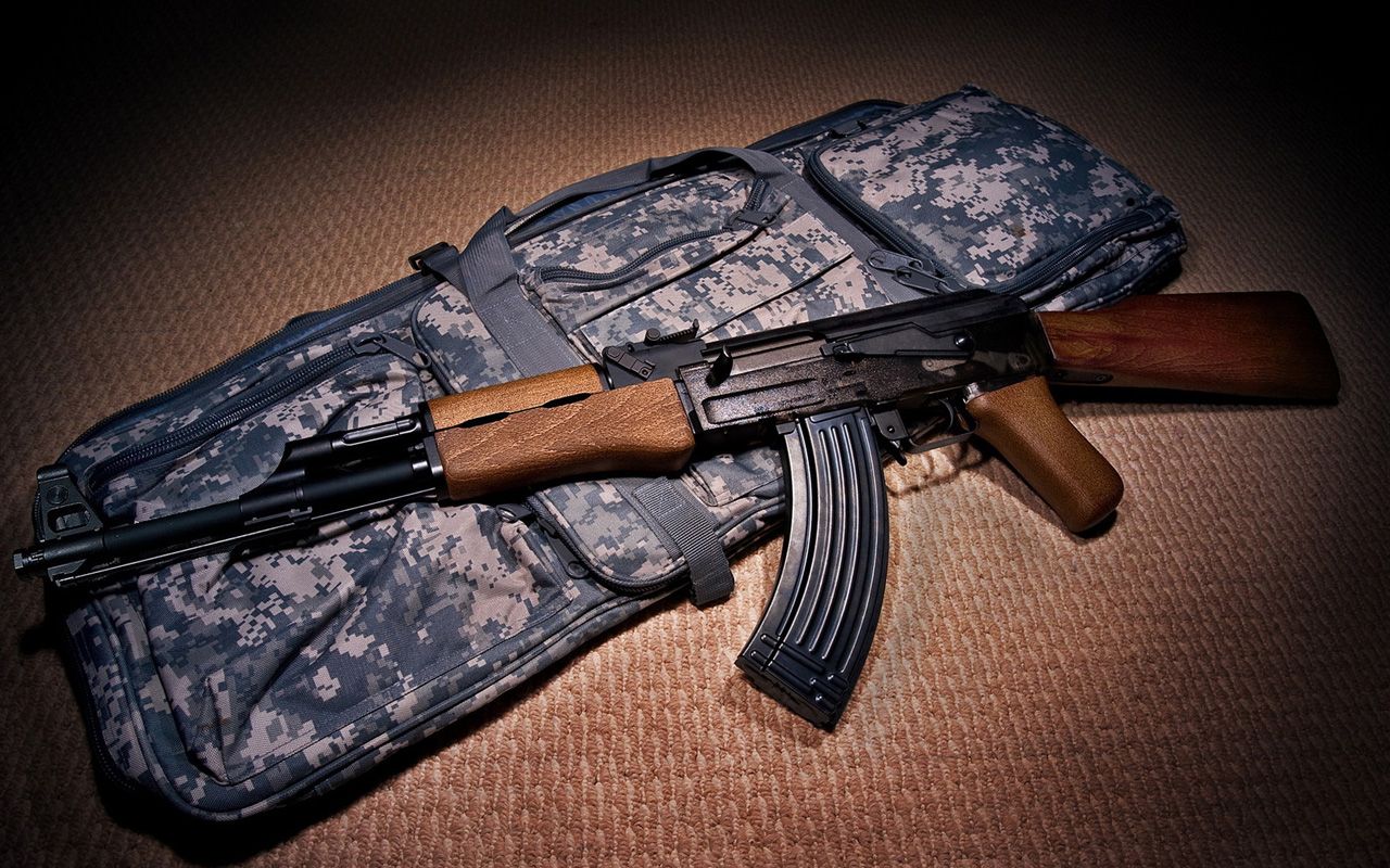 AK-47 ngoài đời thật
