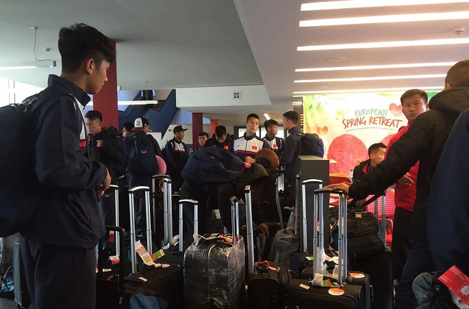 U20 Việt Nam thất lạc hành lý khi đặt chân xuống sân bay