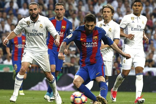 Messi có ngày thi đấu thăng hoa với cú đúp vào lưới Real Madrid