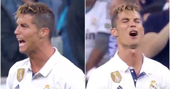 Ronaldo thét lớn, đấm gió khi Messi ghi bàn thứ 3 cho Barca