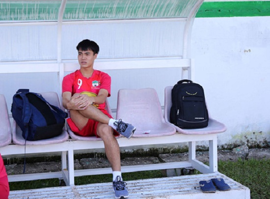Văn Toàn chưa thể trở lại thi đấu ở đầu lượt về V-League 2017