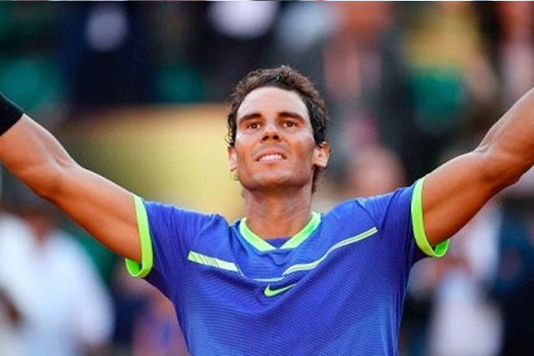 Nadal giành decima, lên số 2 thế giới