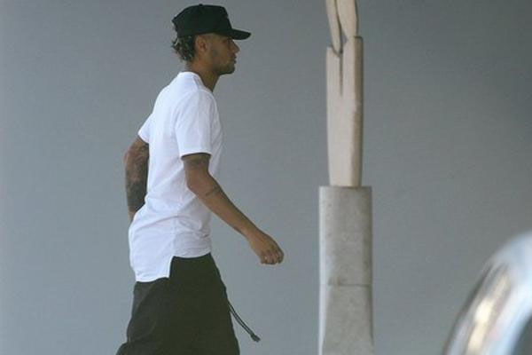 Neymar được cho là đã vượt qua buổi kiểm tra y tế để tới PSG