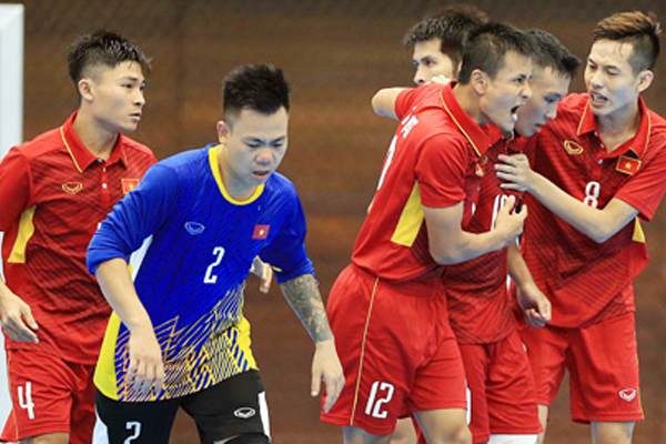 Futsal Việt Nam ở bảng đấu 5 đội tuyển