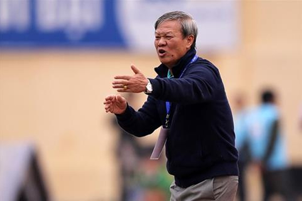 HLV Lê Thụy Hải cho rằng FLC Thanh Hóa mới xứng đáng vô địch V-League 2017