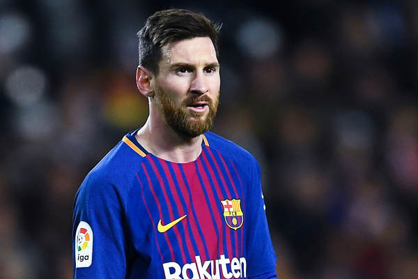 Messi đã không chạy theo tiếng gọi đồng tiền của Man City