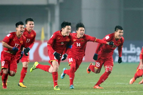bóng đá Việt Nam, V-League, tin tức V-League