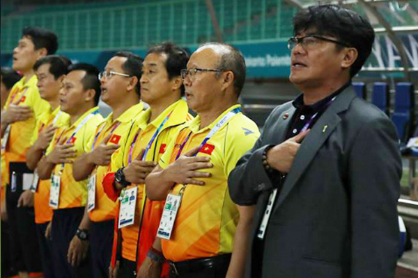 bóng đá Việt Nam, V-League, tin tức V-League, tin bóng đá quốc tế, HLV Park Hang Seo