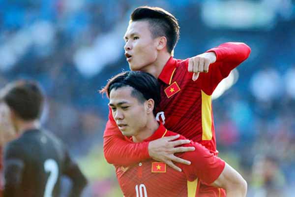 bóng đá Việt Nam, V-League, tin tức V-League, Học viện Juventus, Công Phượng, Quang Hải
