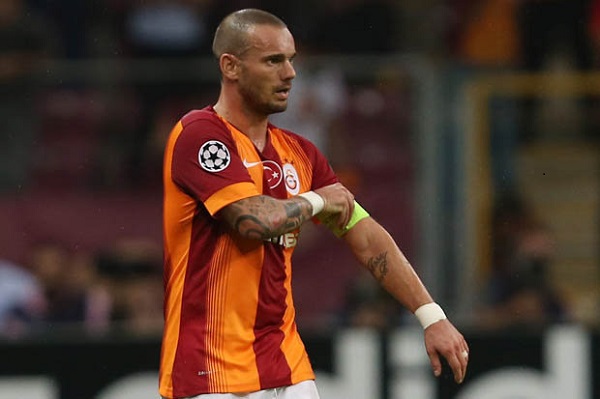 Wesley Sneijder, Galatasaray, Sampdoria, chấm dứt hợp đồng