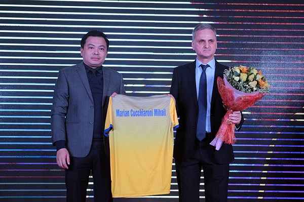 FLV Thanh Hóa, HLV khủng nhất V.League, V.League, Marian Mihail